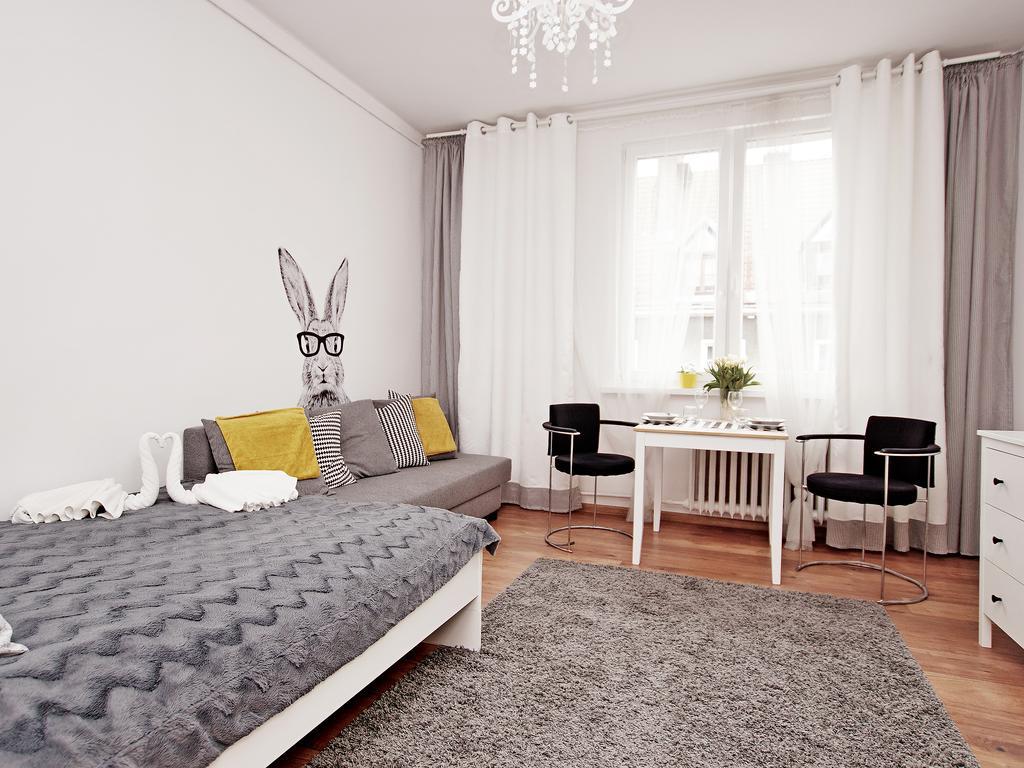 Apartment Kameralny 2B กดัญสก์ ภายนอก รูปภาพ
